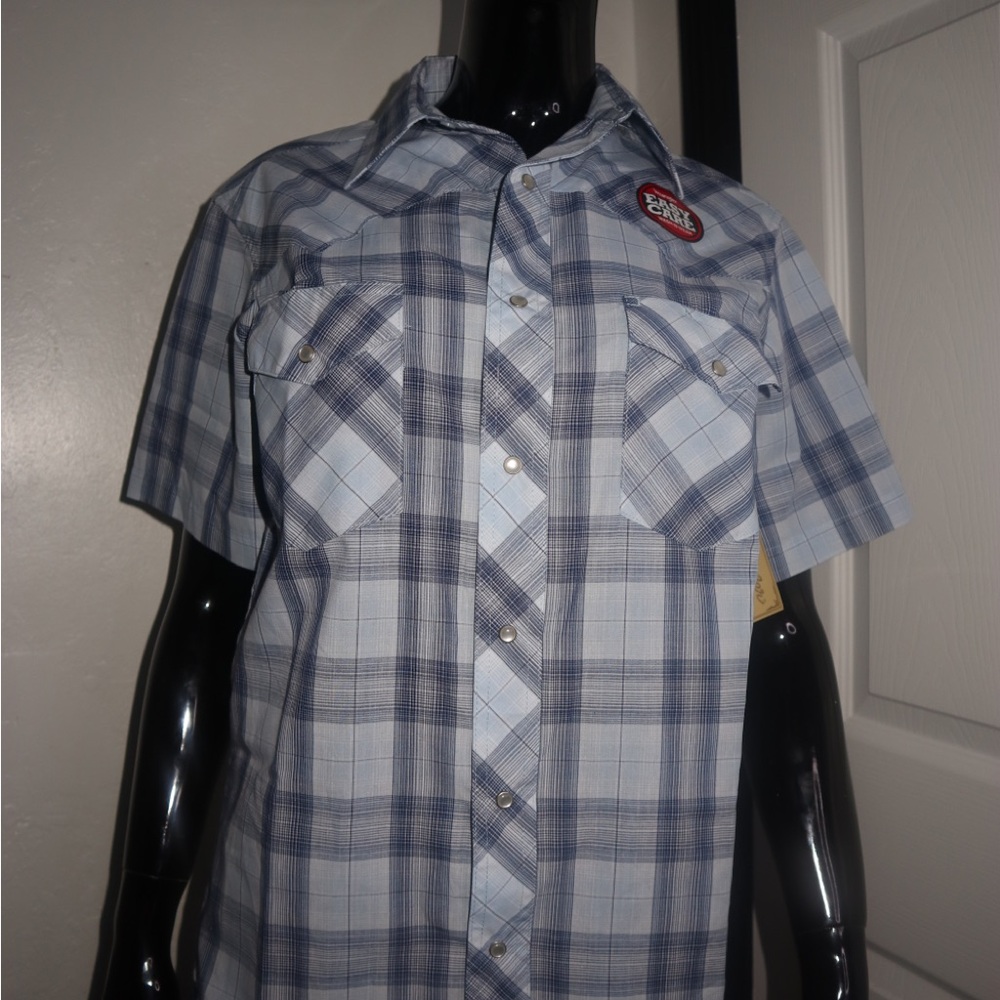 Wrangler Blue and Gray Casual Button Down Shirts